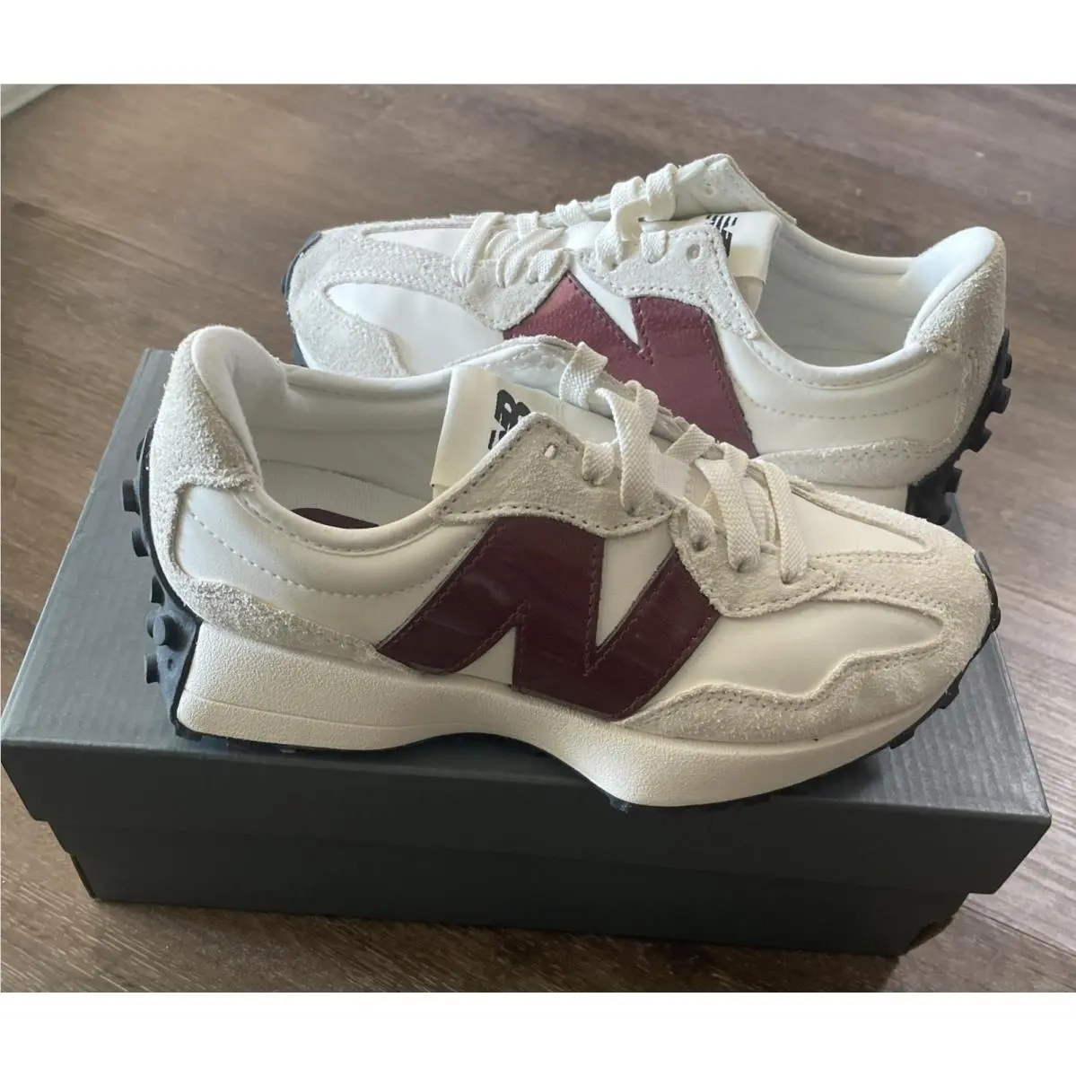 New Balance 327 Sneakers Shoes Sea Salt/monarch/burgundy Size 6W / 4.5M