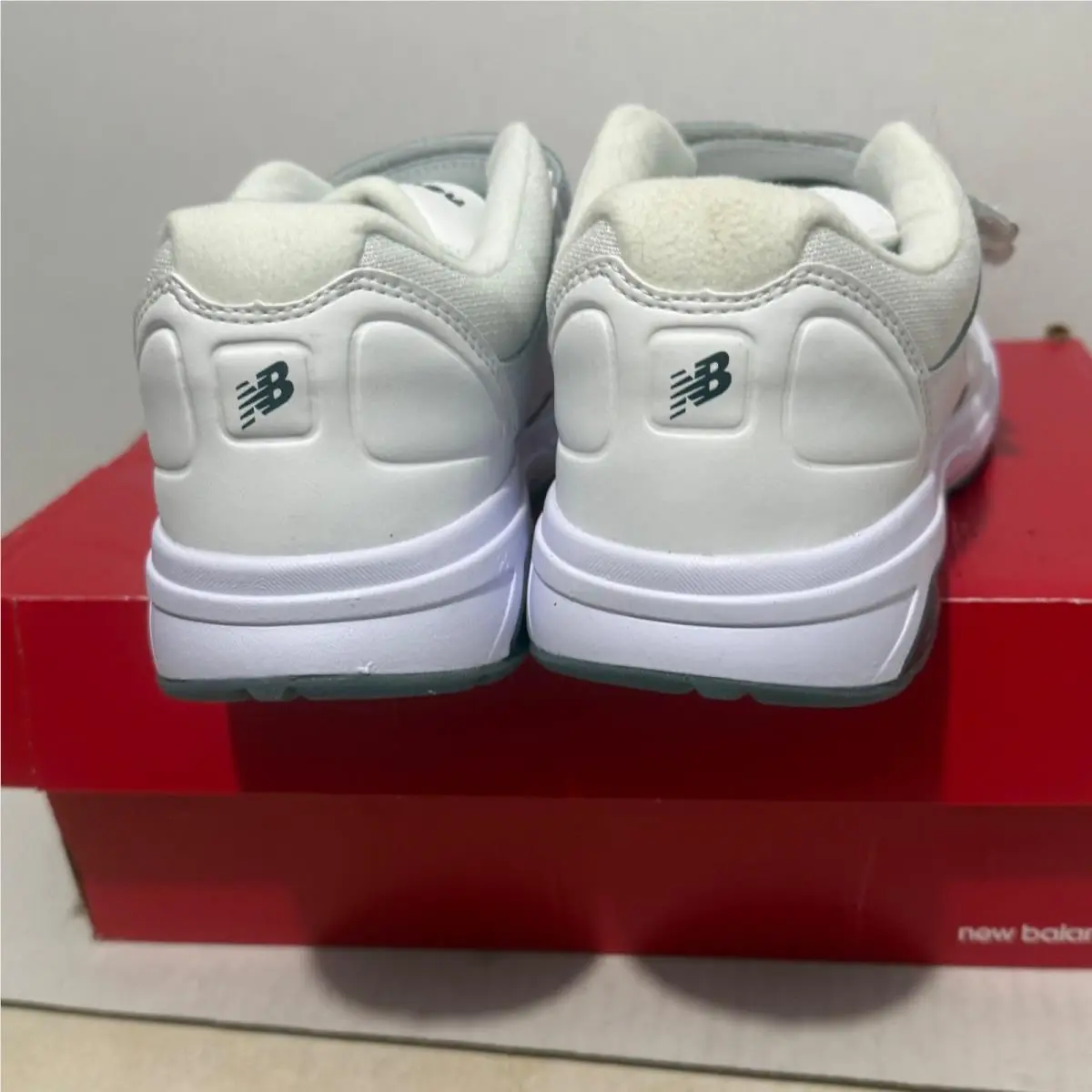 New Balance shoes - New Balance 813 - White 3