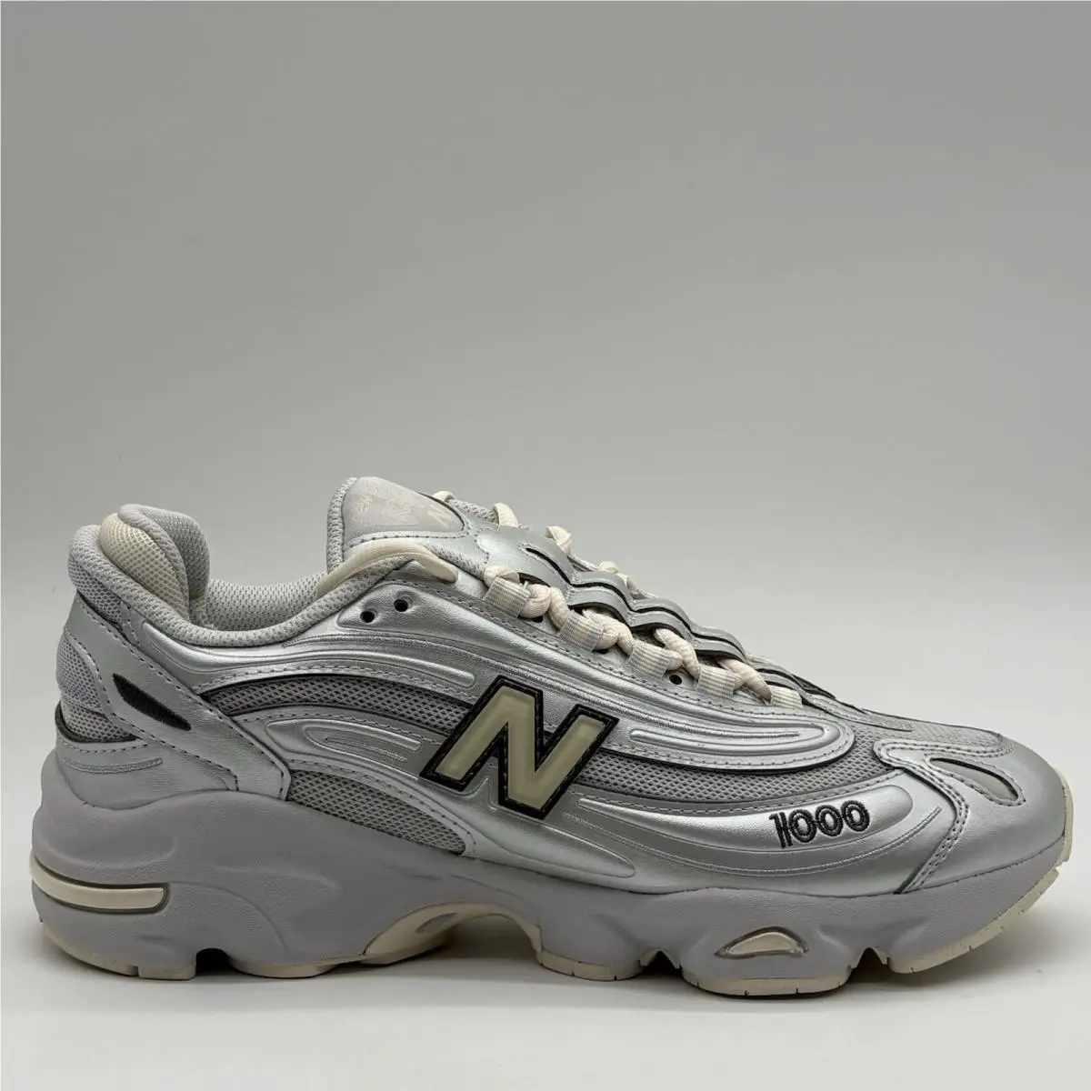 New Balance shoes - New Balance 1000 - M1000FLV - Beige 0