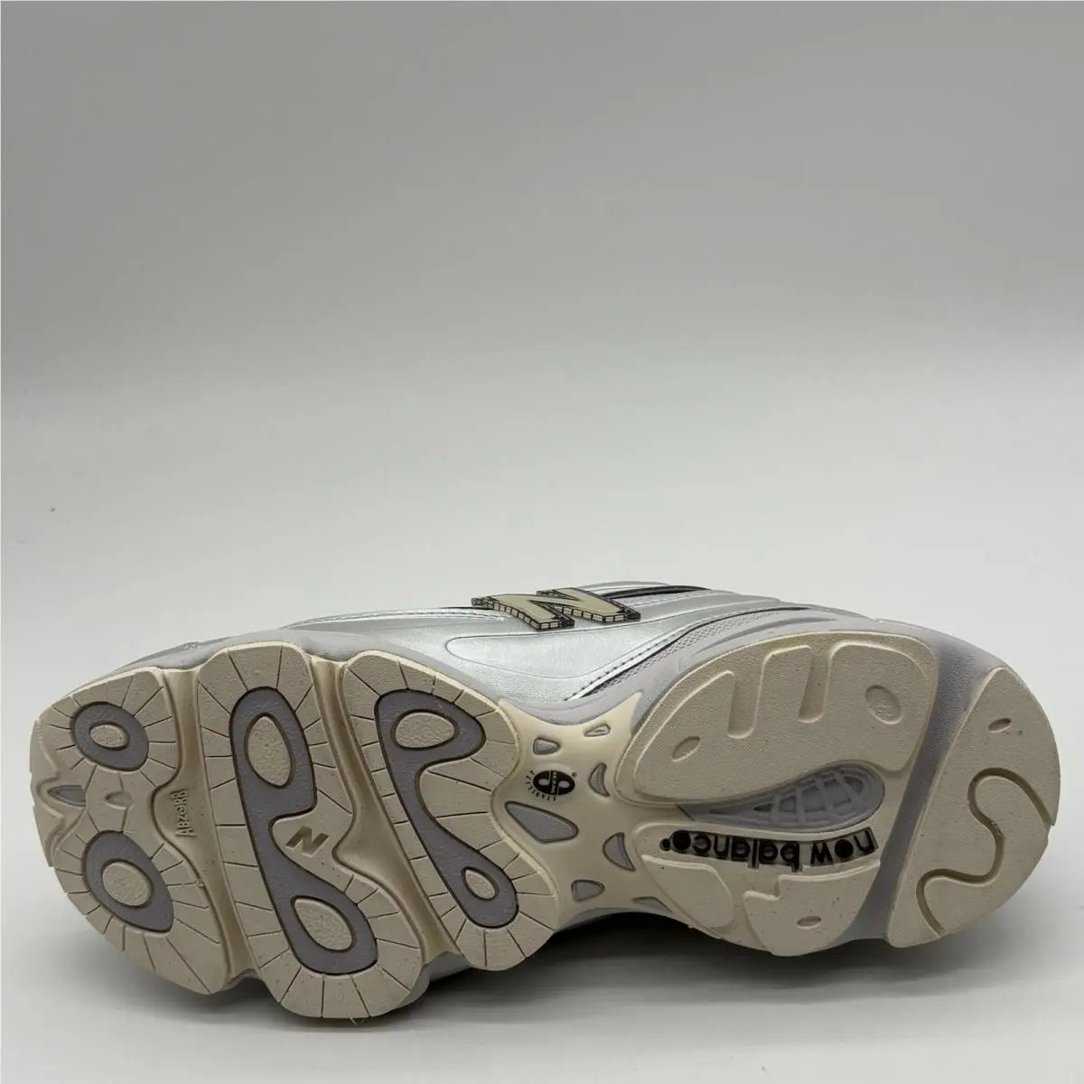 New Balance shoes - New Balance 1000 - M1000FLV - Beige 5