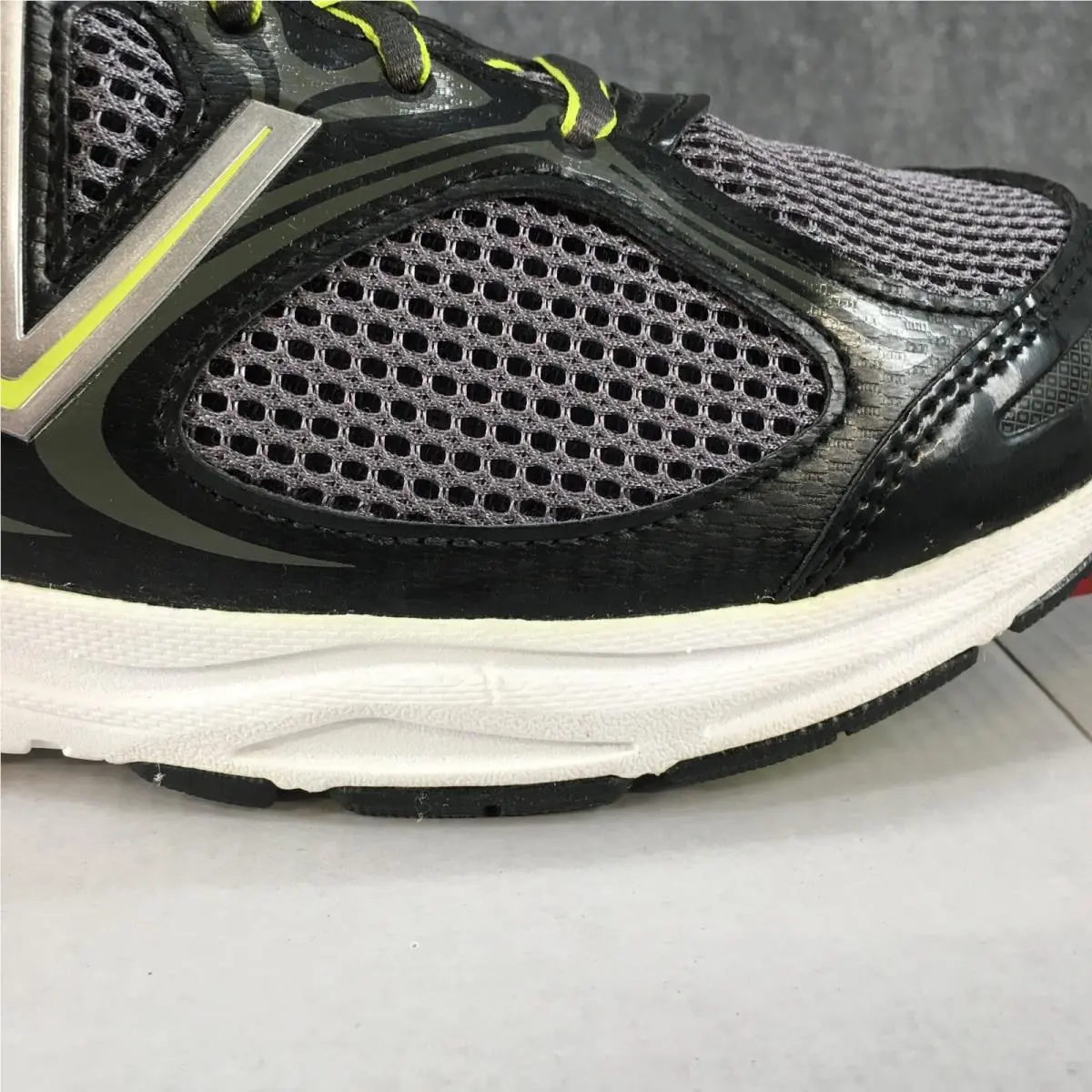 New Balance shoes - New Balance M840v2 - Black 2