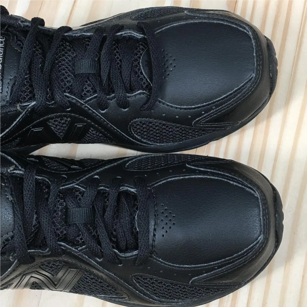 New Balance shoes - New Balance 847 - Black 4