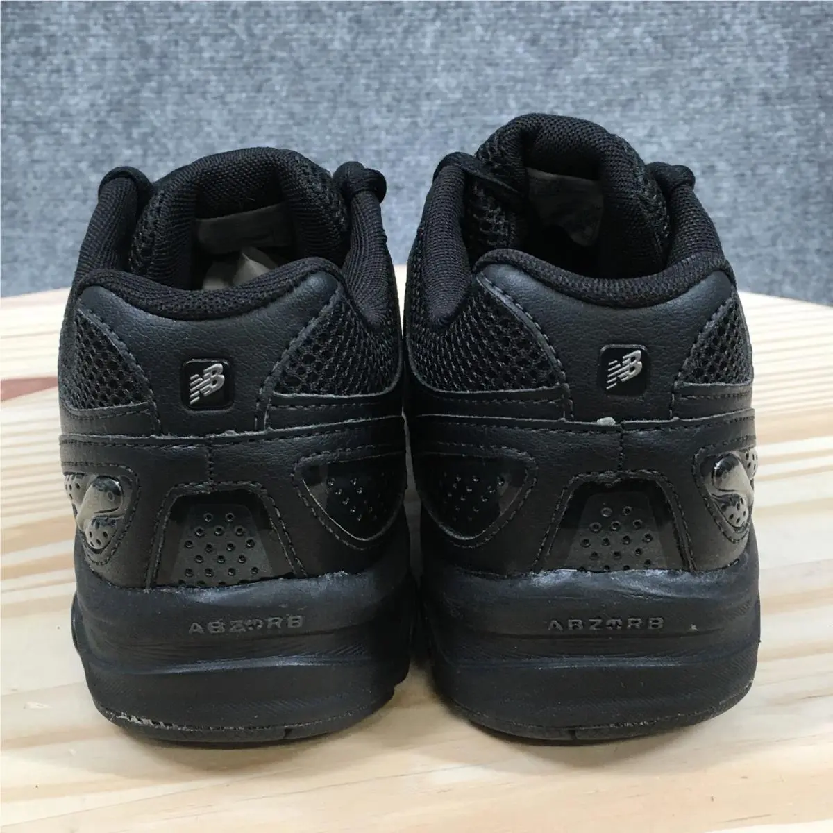 New Balance shoes - New Balance 847 - Black 6