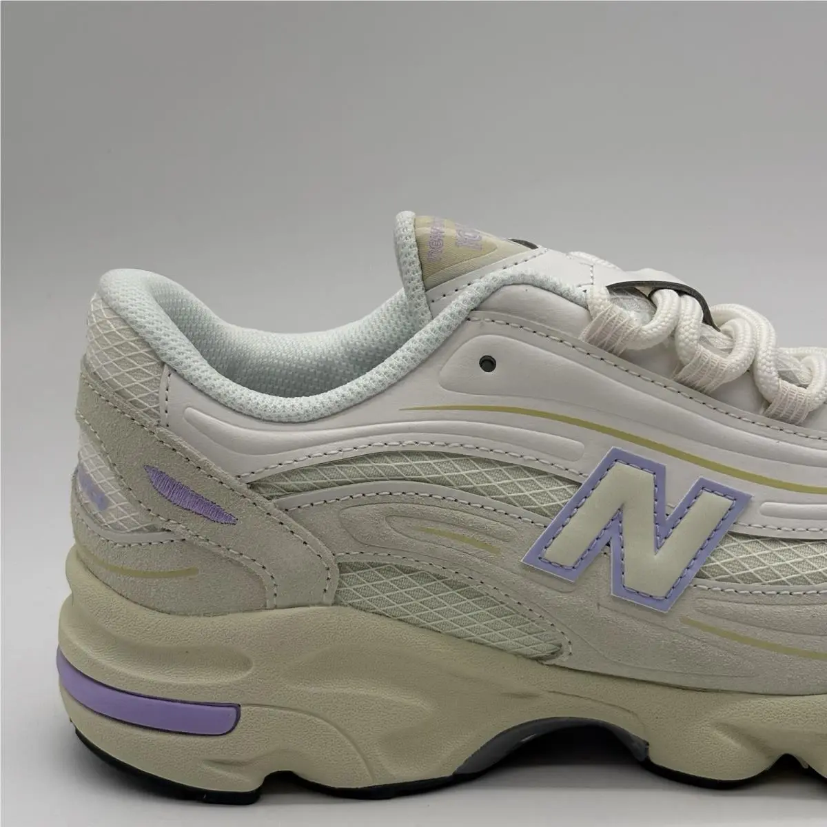 New Balance shoes - New Balance 1000 - Black 1