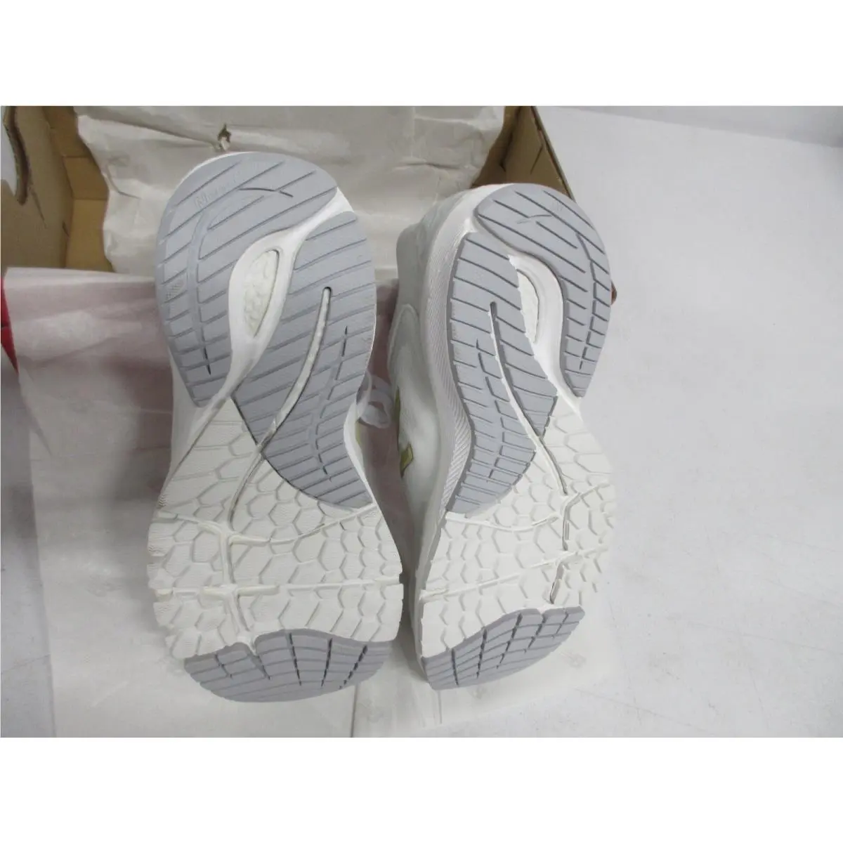 New Balance shoes - New Balance 860 - W860W11 - Ivory 6