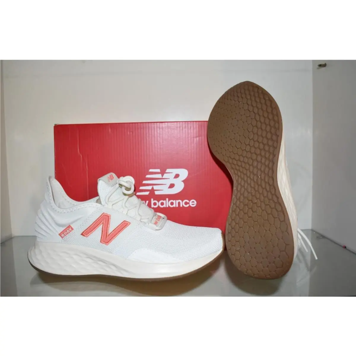 New Balance Womens Fresh Foam Roav Running Shoes WROAVVO1 Size 8