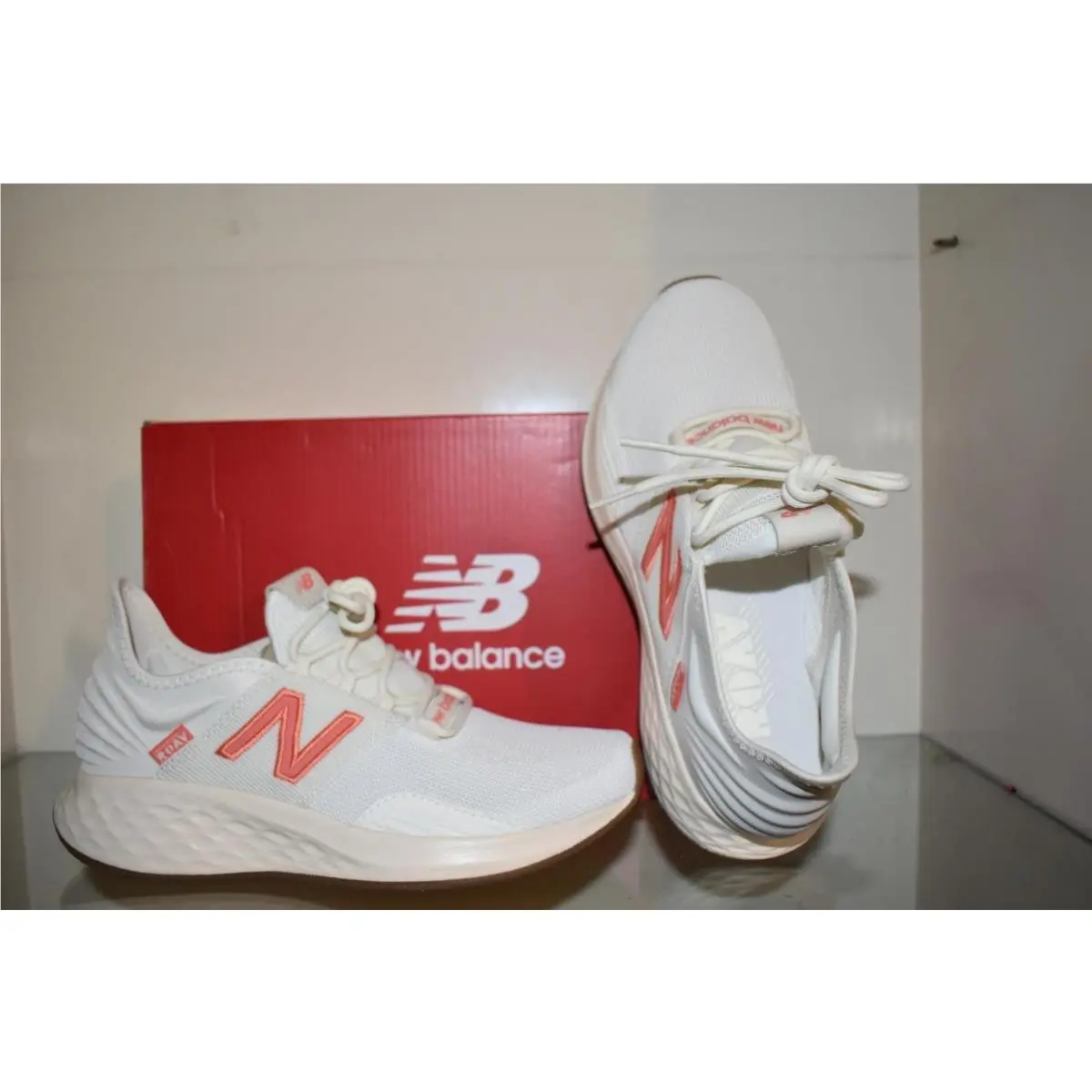 New Balance shoes - New Balance Fresh Foam Roav - WROAVVO1 - White (UPC: 198686623481) 0