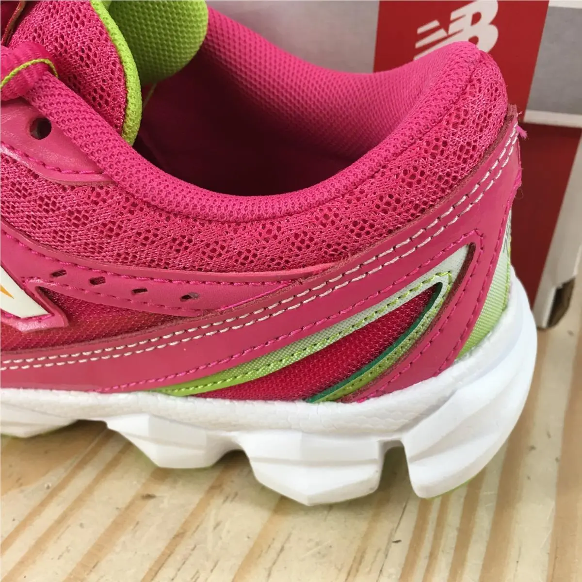 New Balance shoes - New Balance 750v3 - Pink 2