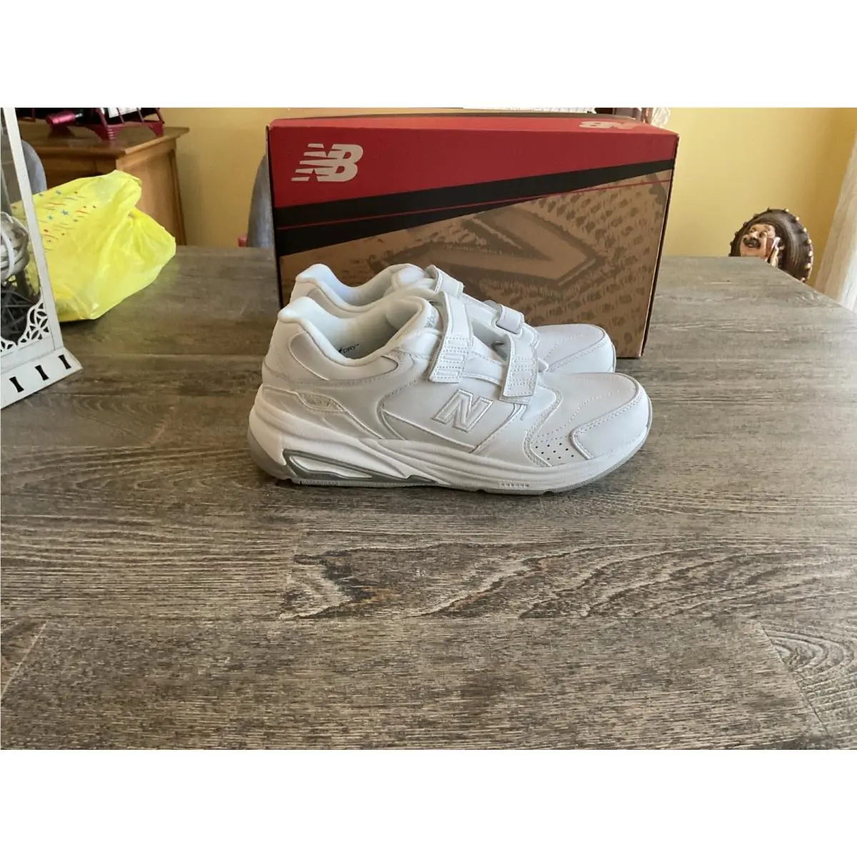 New Balance shoes - New Balance 927 - White 2