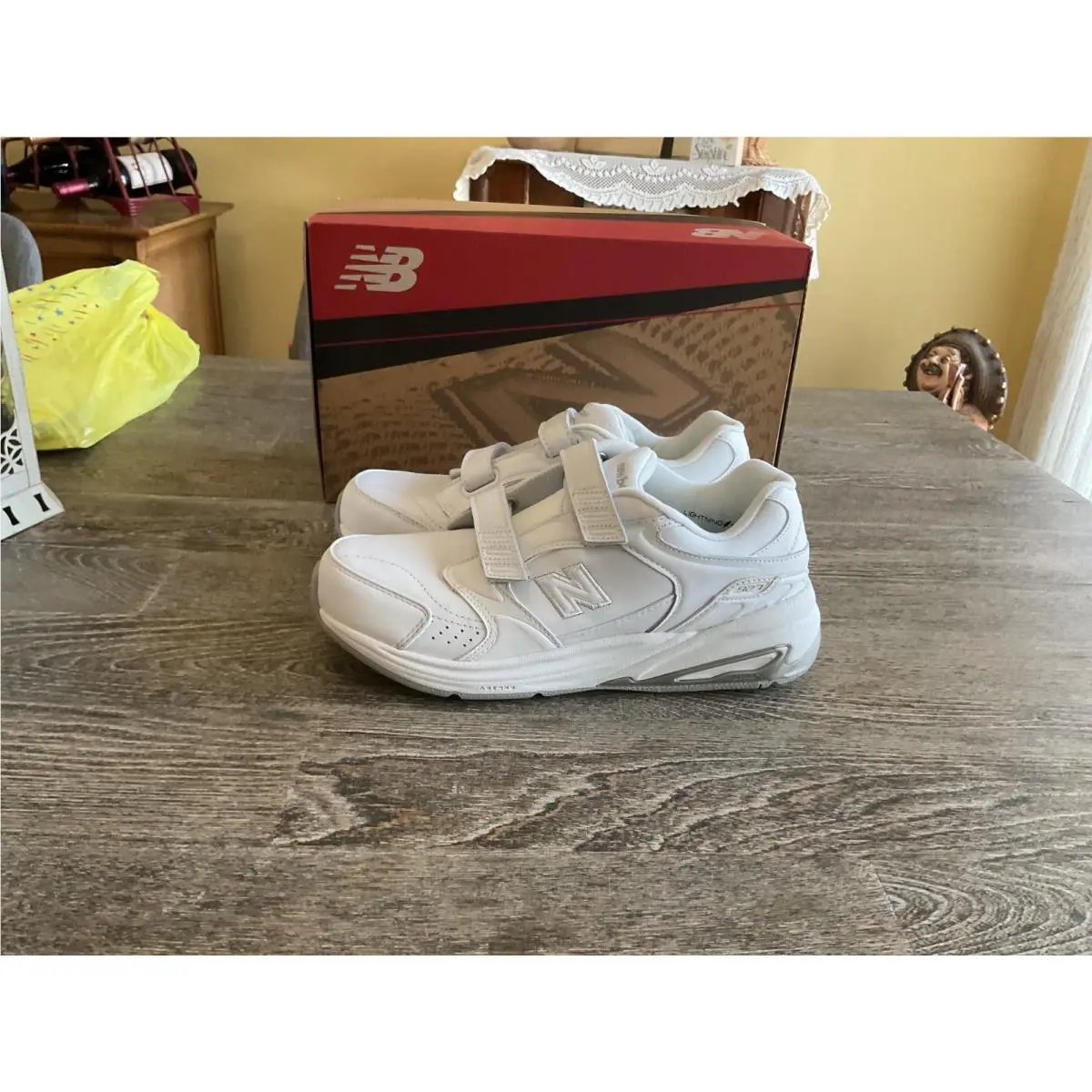 New Balance shoes - New Balance 927 - White 3