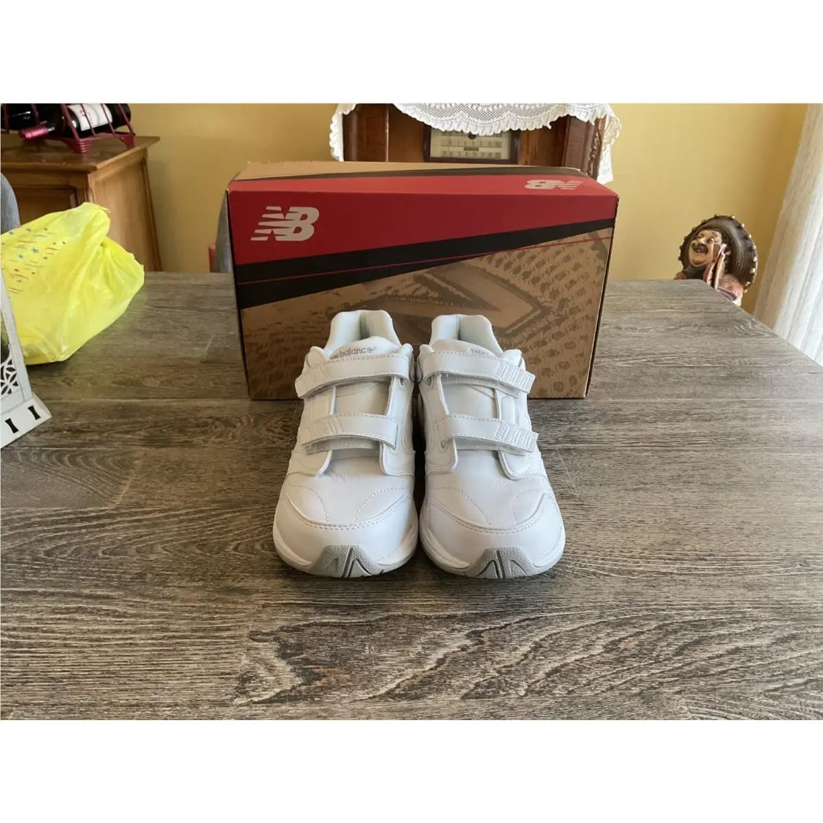 New Balance shoes - New Balance 927 - White 4