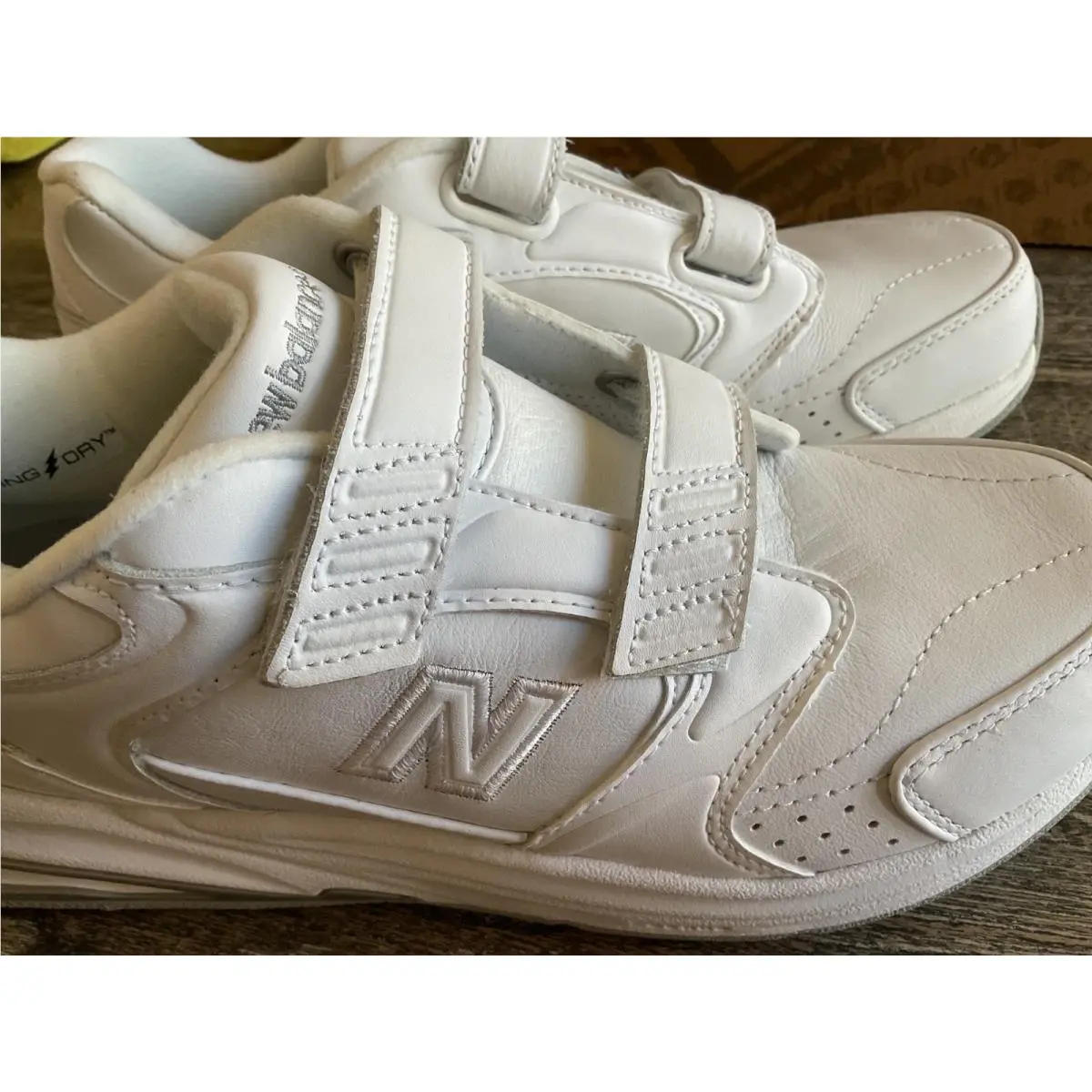 New Balance shoes - New Balance 927 - White 7