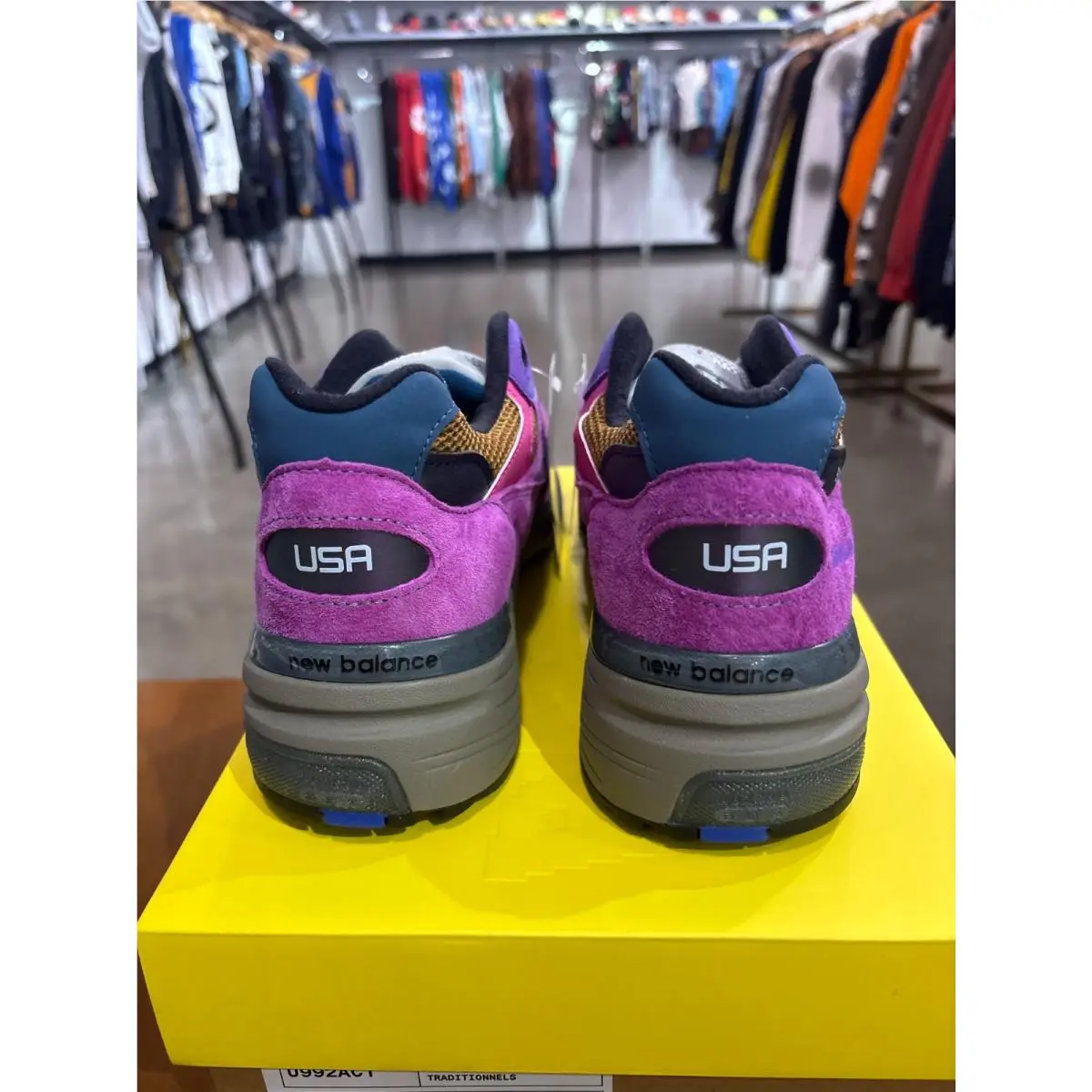 New Balance shoes - New Balance 992 - Purple 3