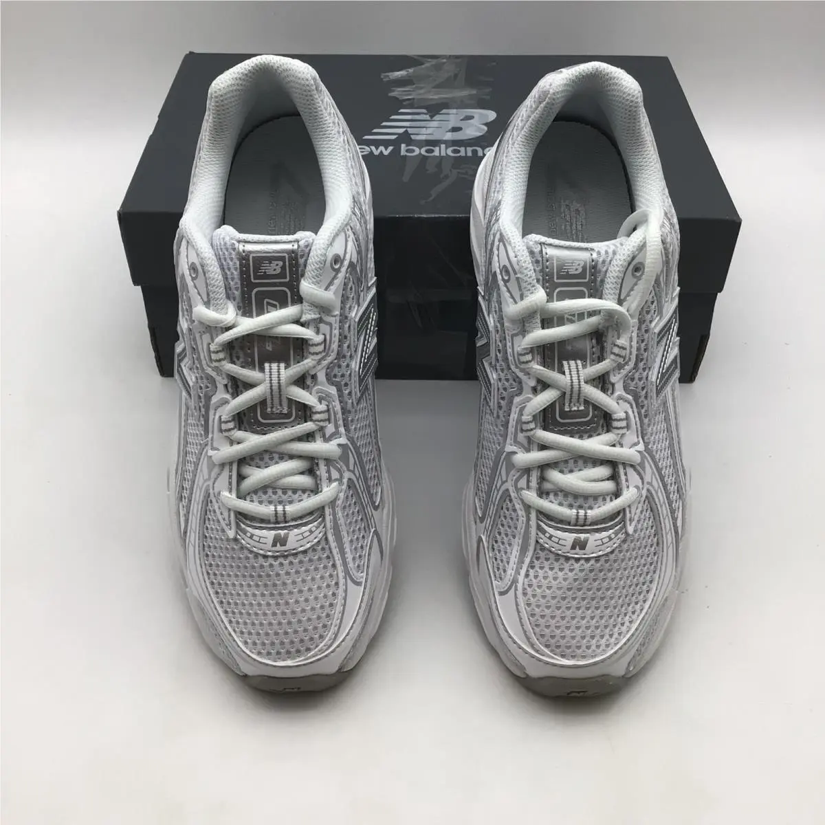 New Balance shoes - 740 Lace - Lace - White 1