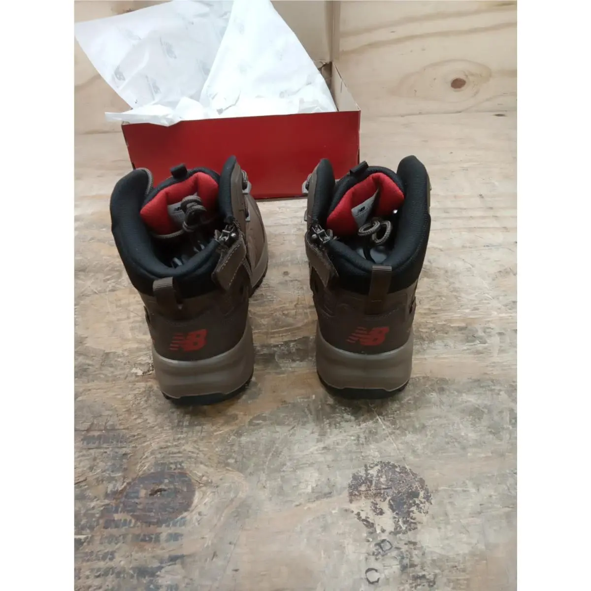 New Balance shoes - MIDCLBRBR-8.5-4E - MIDCLBRBR-85-4E - Chocolate (UPC: 810119134080) 2
