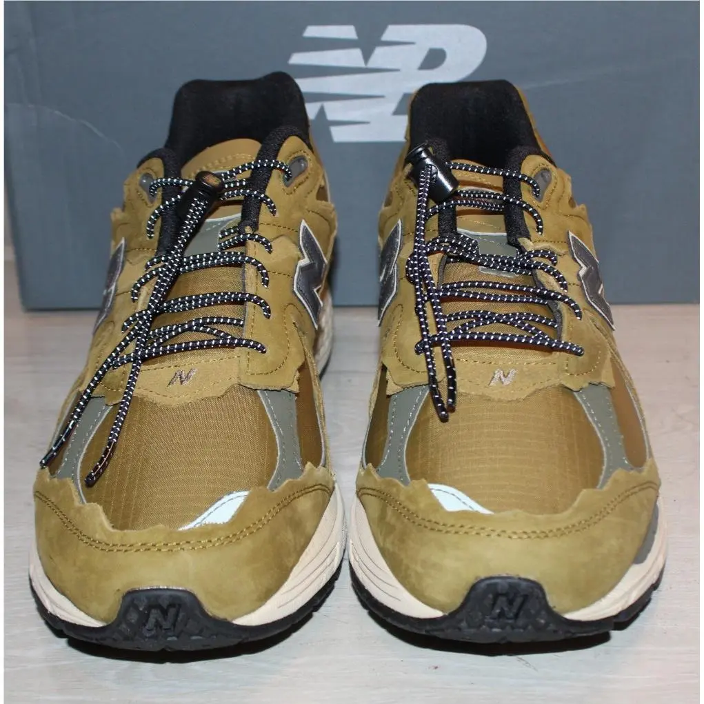 New Balance shoes - New Balance 2002R - Green 1
