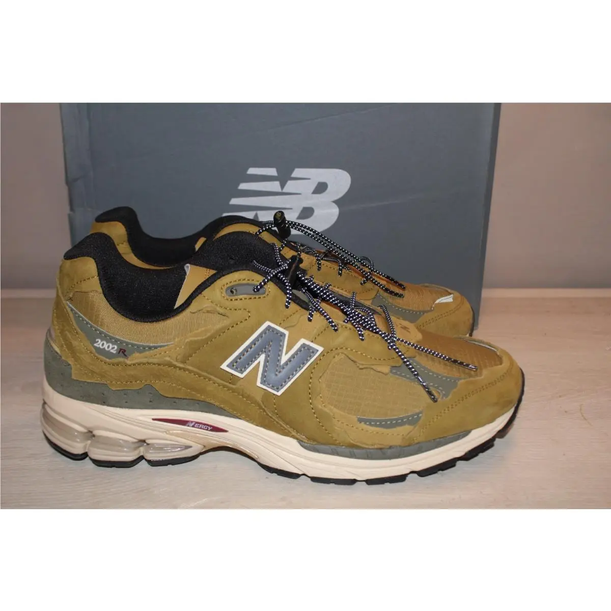 New Balance shoes - New Balance 2002R - Green 2