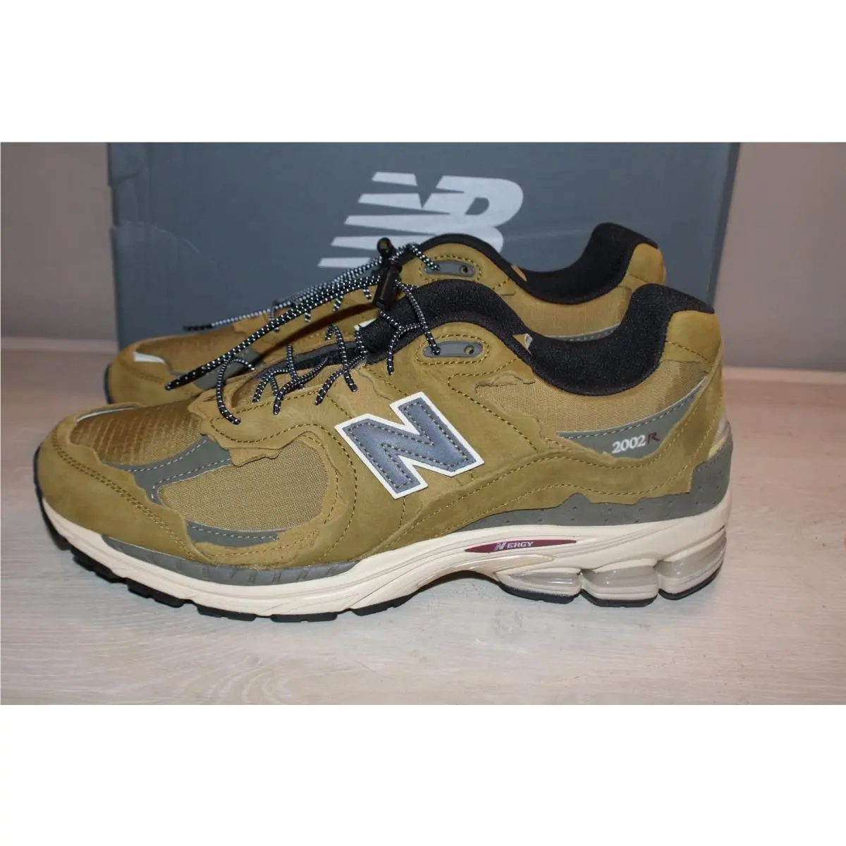New Balance shoes - New Balance 2002R - Green 5