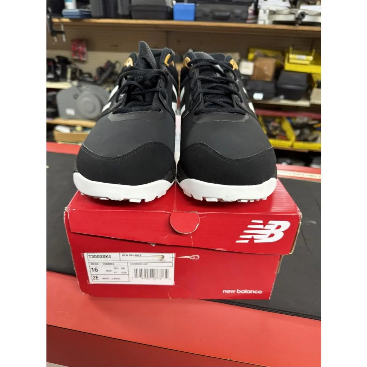 New Balance Men`s 3000 SK4 Black White Running Shoes Sneakers Size 16 2E
