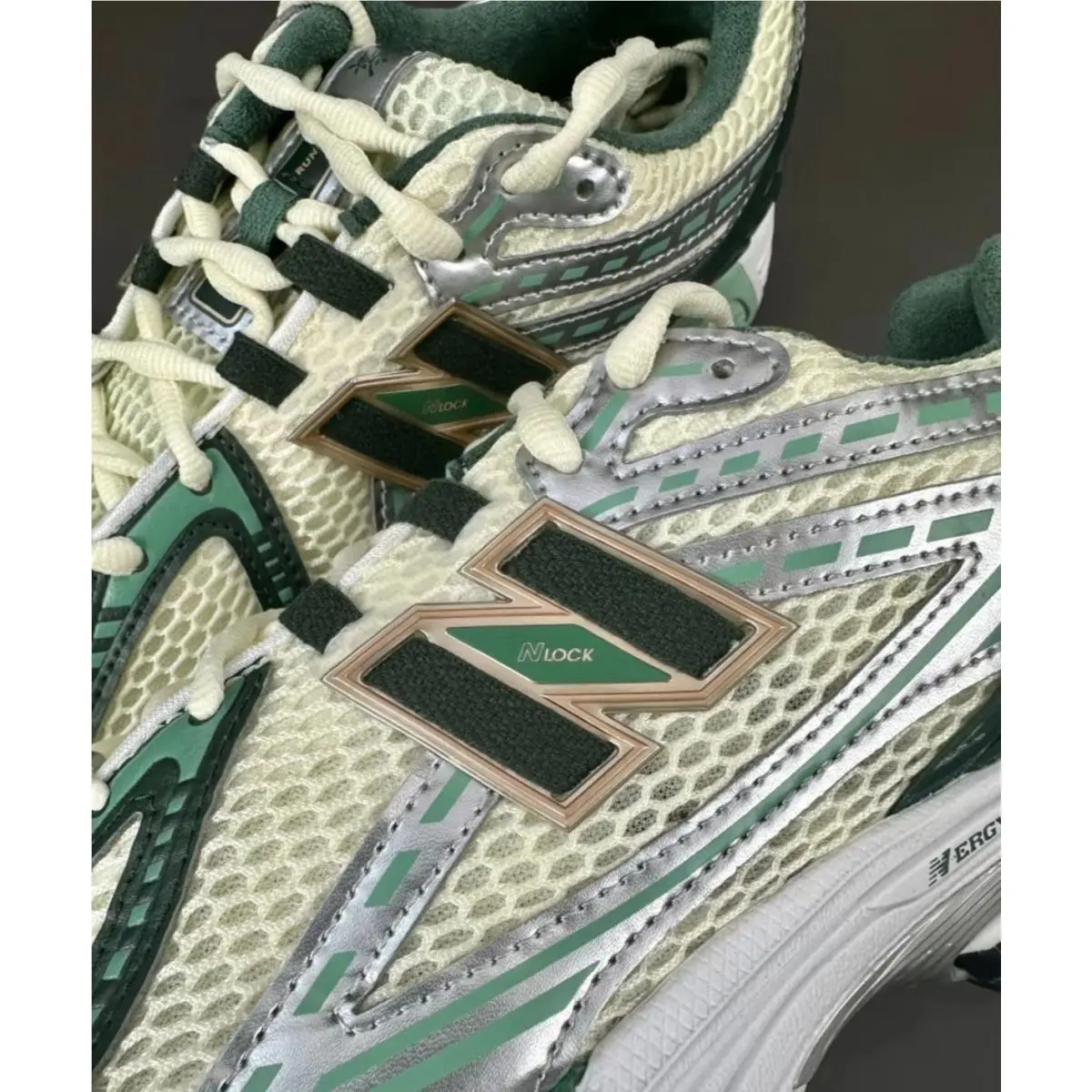 New Balance shoes - New Balance 1906R - M1906RL1 - Green 0