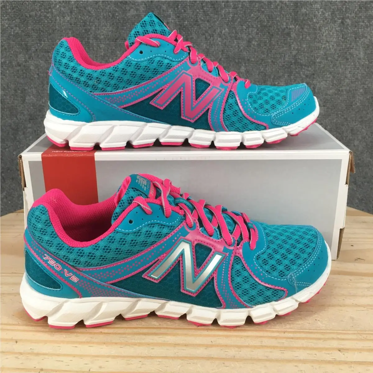 New Balance 750v2 Shoes Youth 6.5M Girls Running Sneakers KJ750PBY Blue Pink New