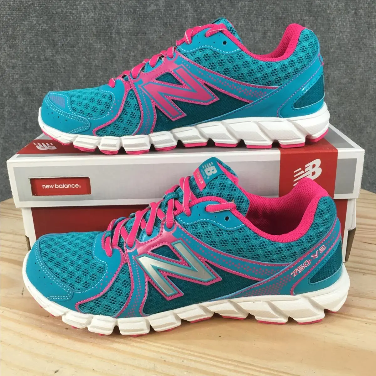 New Balance shoes - New Balance 750v2 - Pink 0