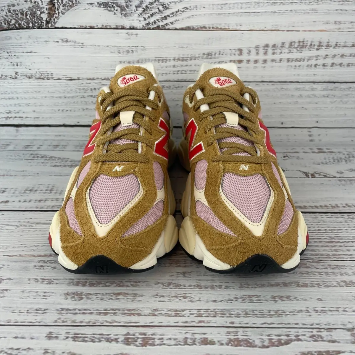 New Balance shoes - New Balance 9060 - Pink (UPC: 197967960895) 1