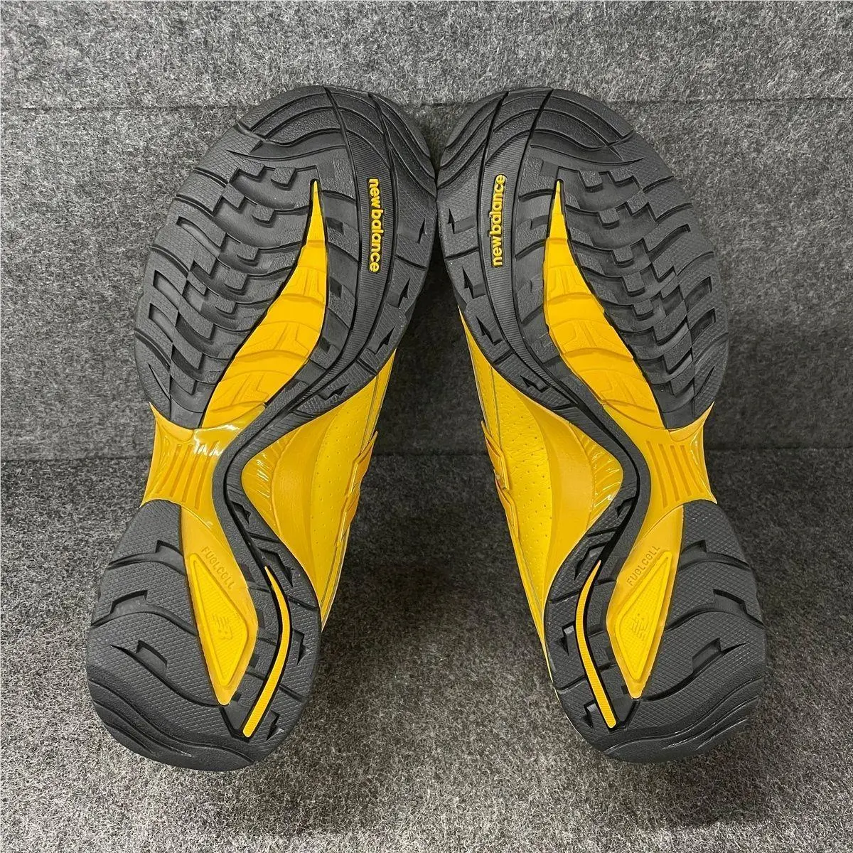 New Balance shoes - VS195345 - vs-195345 - Yellow (UPC: 198688855026) 1