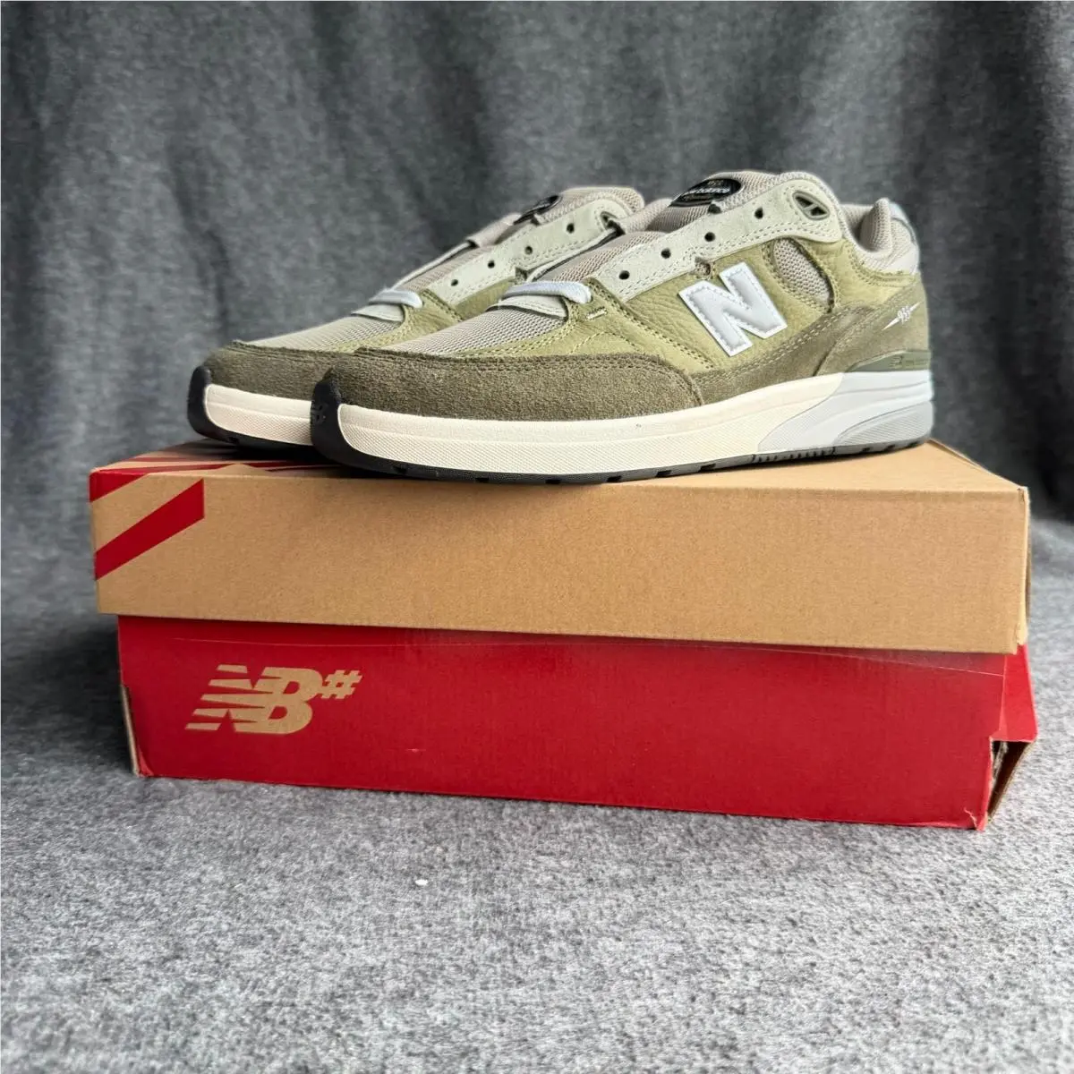 New Balance Andrew Reynolds 933 Shoes Mens Size 9 Green Sneakers NM933JKL
