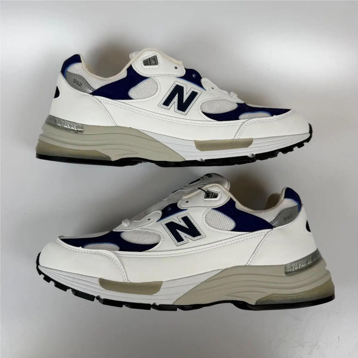New Balance shoes - New Balance 992 - White 0
