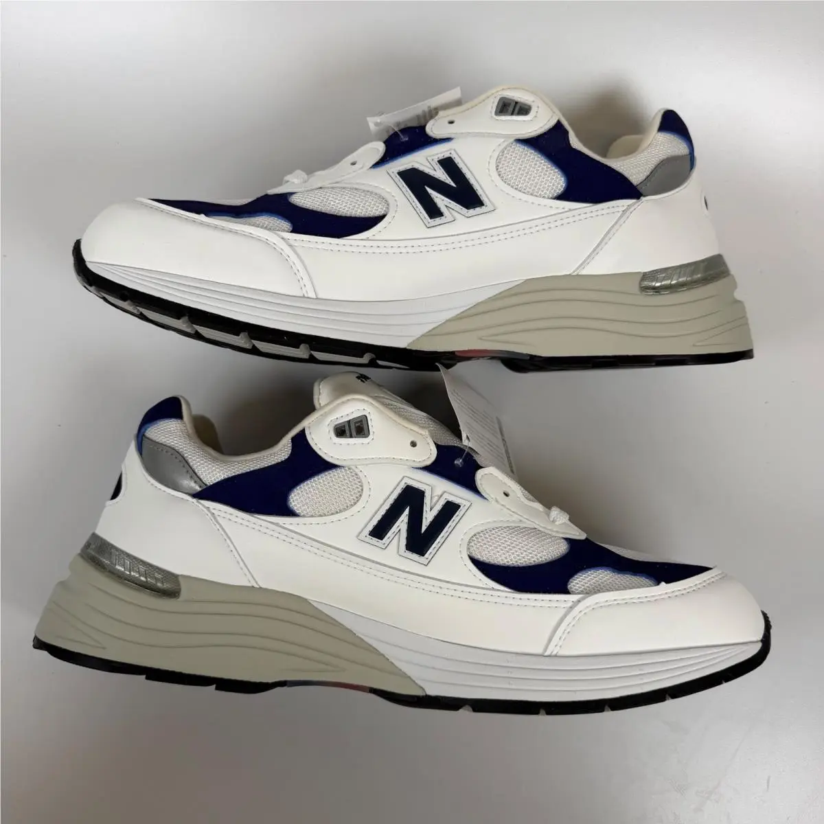 New Balance shoes - New Balance 992 - White 1
