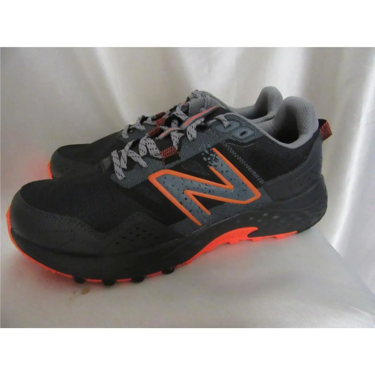 Men`s New Balance 410V8 Trail Running Sneakers Size 10.5 x 4e Widenew MT410L06
