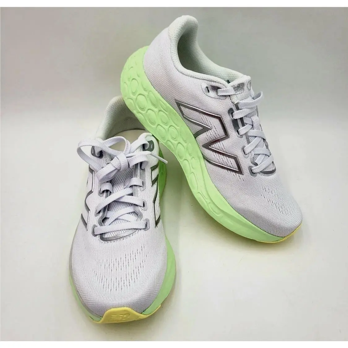 New Balance shoes - New Balance 680 - W680RM8 - White (UPC: 197968052445) 0