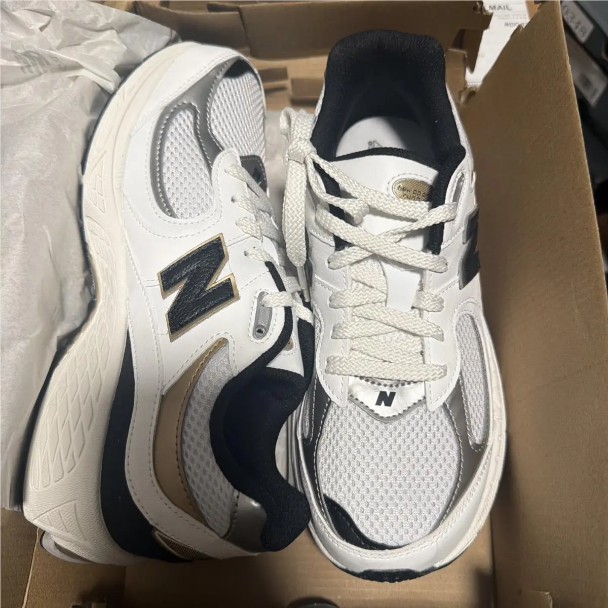 M2002RPN New Balance 2002R White Black Gold Sz 6.5 Men. Sz 8 Women