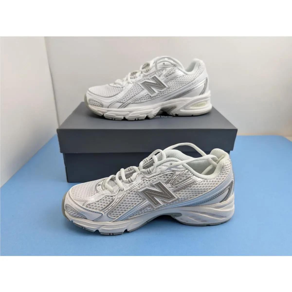 New Balance Womens Size 7.5 740 Big Kid White Silver Metallic GR740WM 6Y