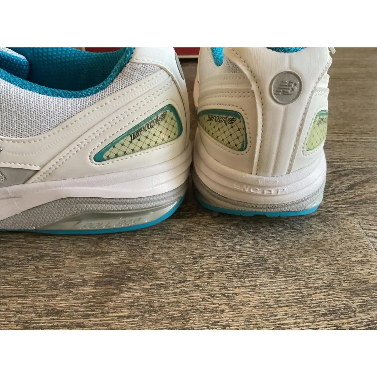 New Balance shoes - New Balance 1540 - W1540WB2 - white/blue 7