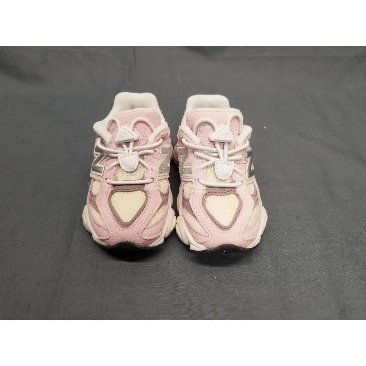 New Balance shoes - Pink (UPC: 197967802744) 1