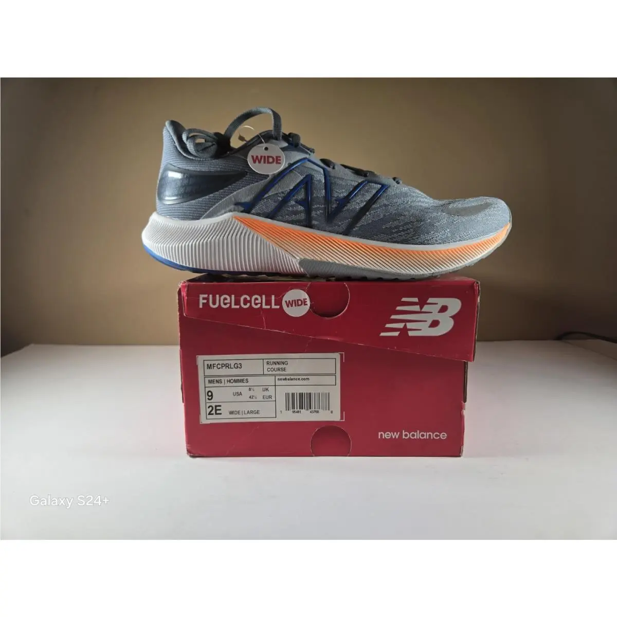 New Balance shoes - New Balance Fuelcell - Fuelcell - Grey blue orange 4