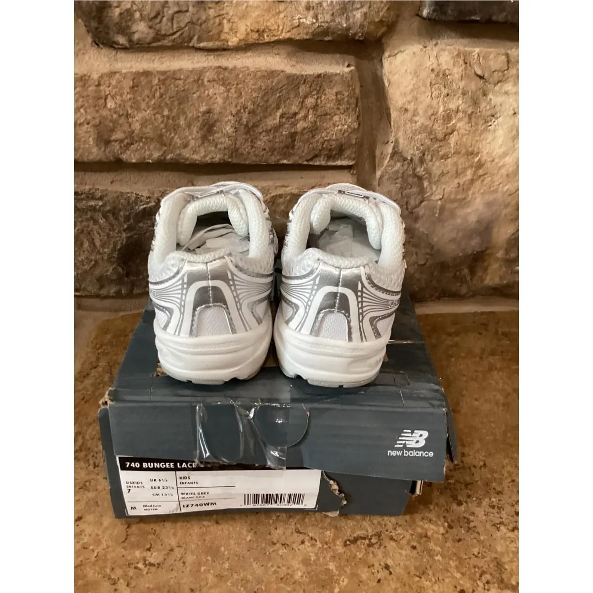 New Balance shoes - New Balance 740 - White 3