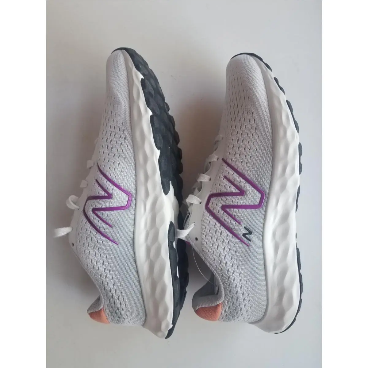 New Balance shoes - New Balance 520 - White (UPC: 197966345747) 0