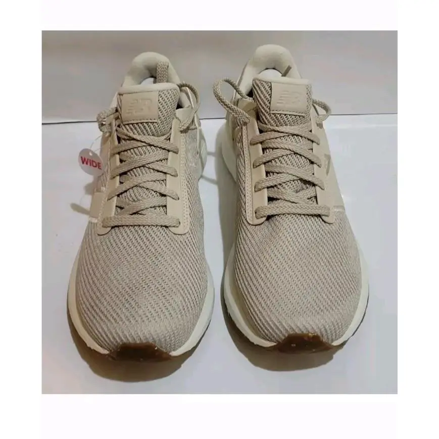 New Balance Women`s Beige Size 10 Wide Running Shoes