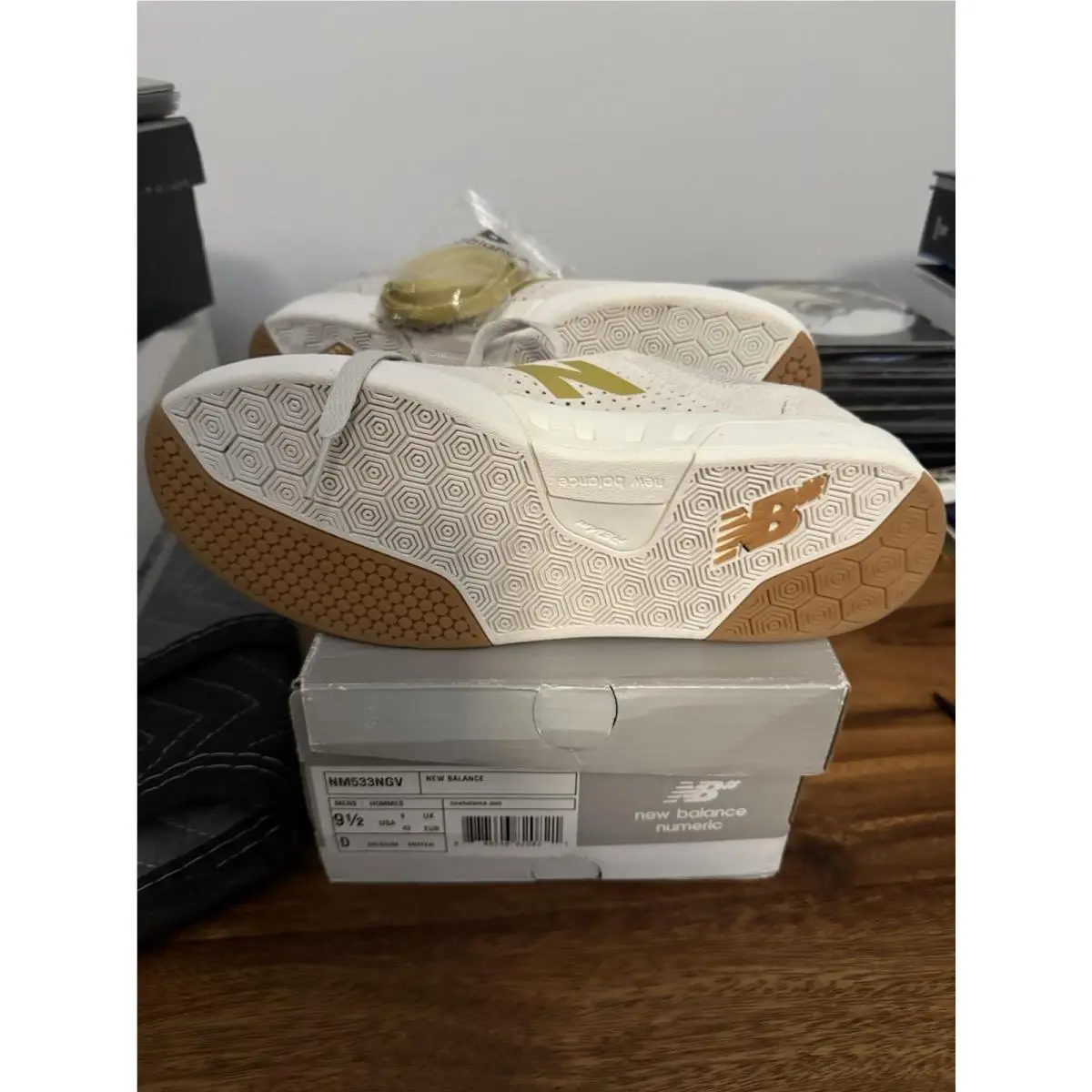 New Balance shoes - Beige 4