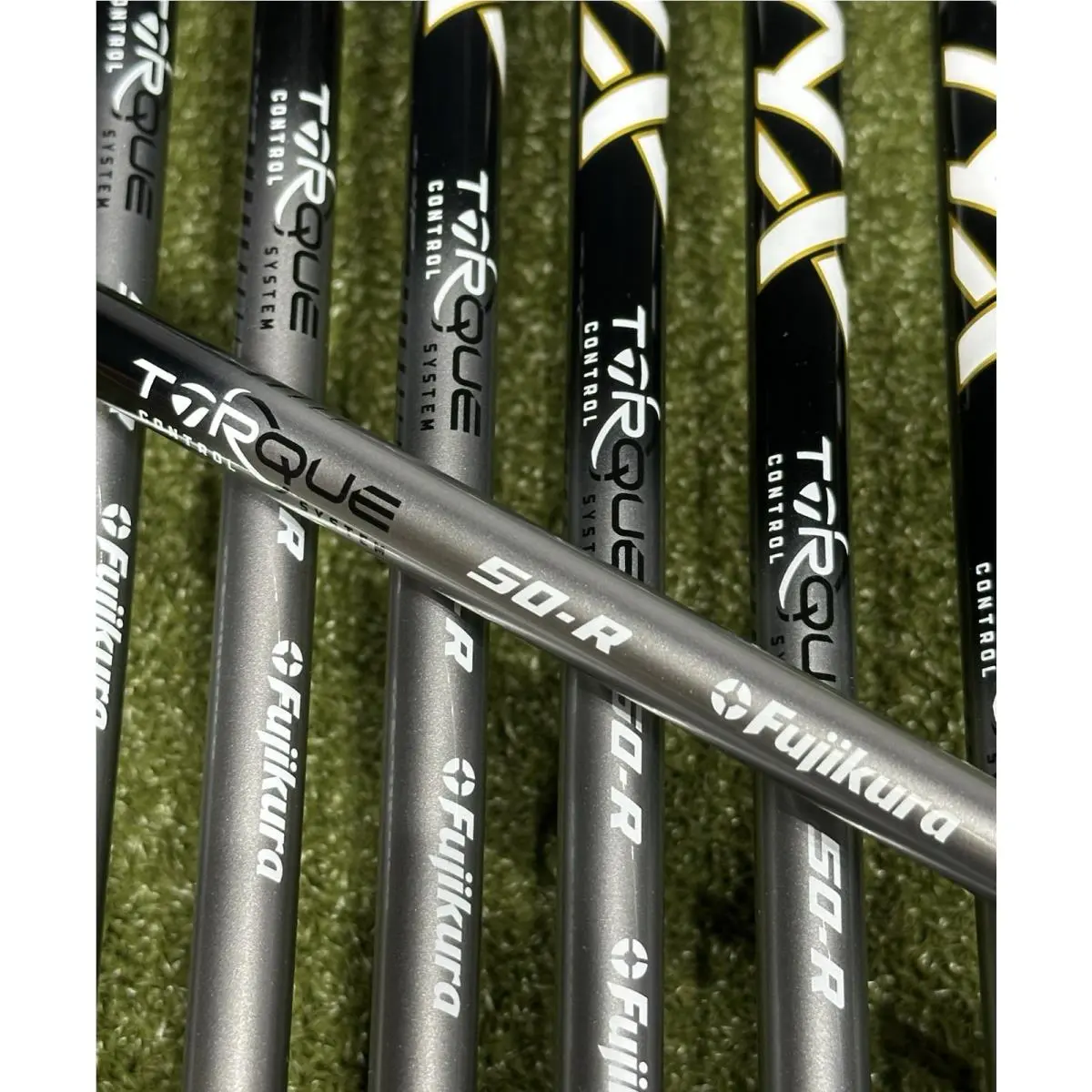 TaylorMade  - Qi HL - Chrome, Lie Angle: Black 6