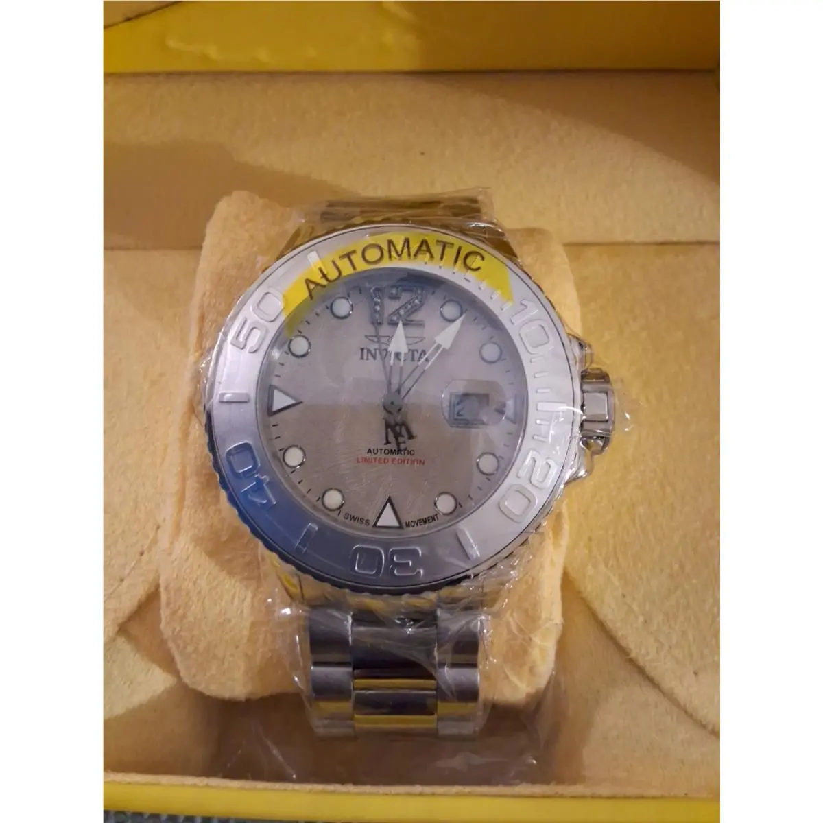 Invicta Grand Diver Masterpiece Swiss Automatic Diamond Meteorite Dial Reserve
