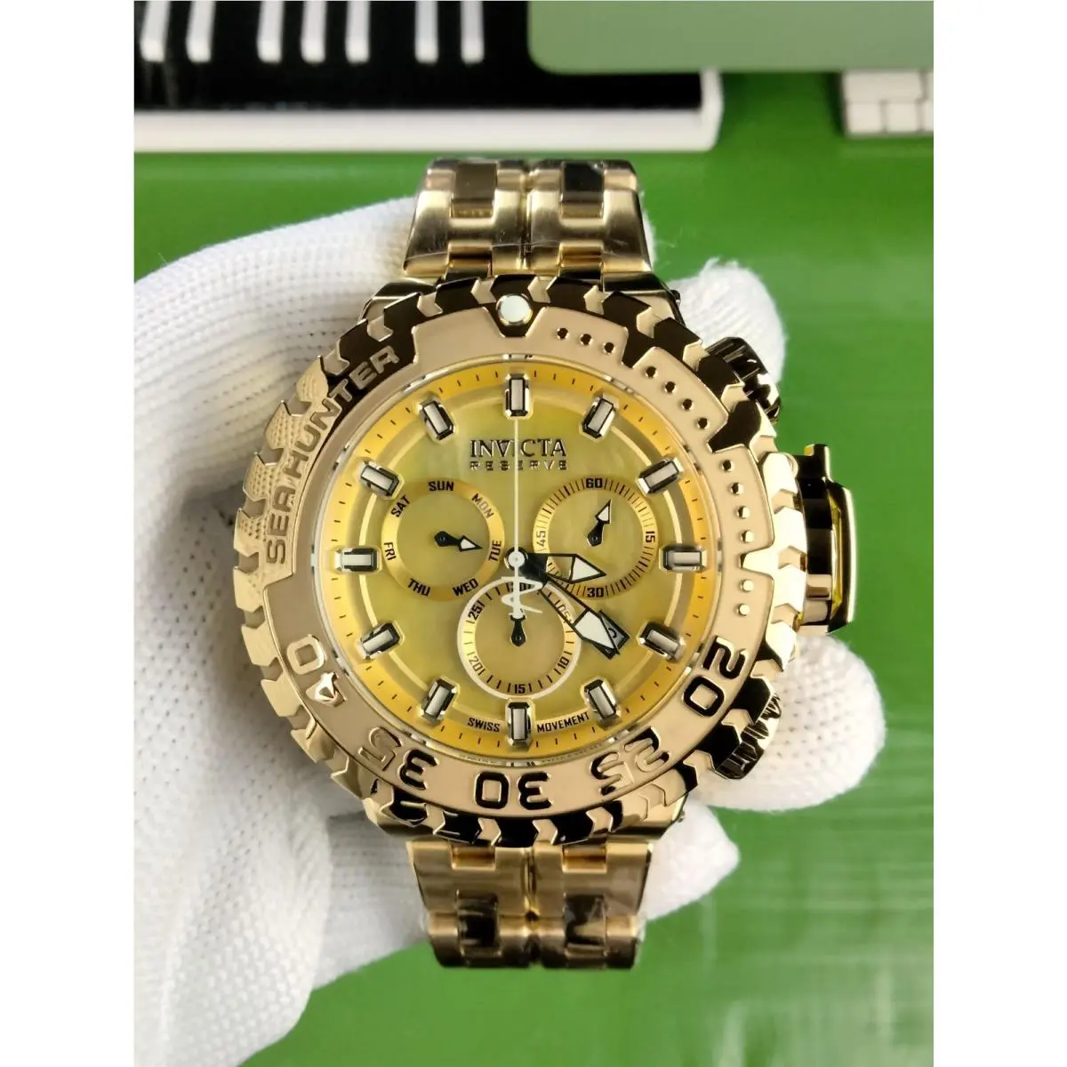 Invicta Sea Hunter 39569 Men’s 57 mm Gold Chronograph Abalone Dive Watch 500 M