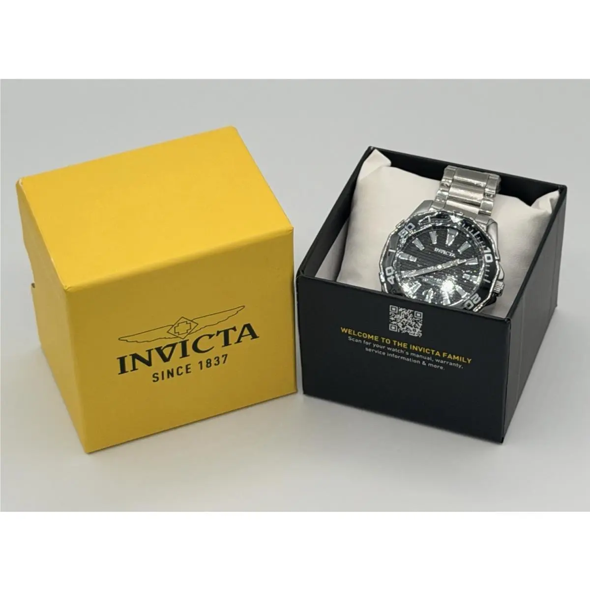 Invicta Diver Meridian Men`s Watch 46mm Black Dial Bezel Steel Band 69242