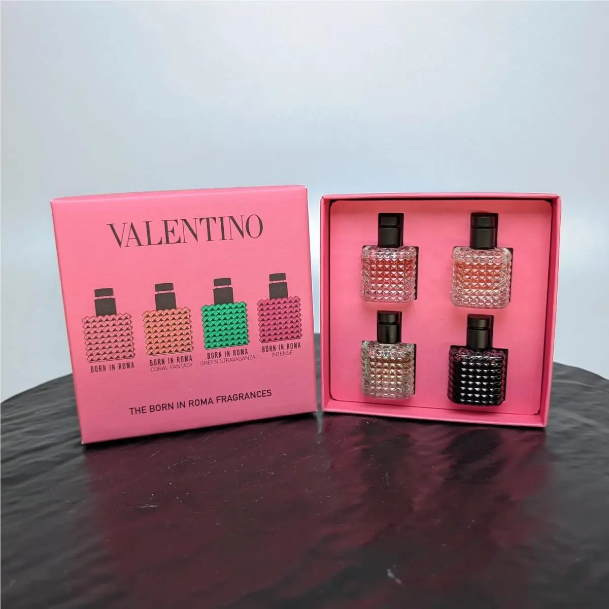 Valentino The Born IN Roma Frangrances Eau de Parfum Perfume Sample Gift Set