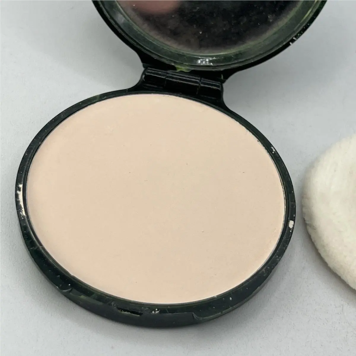 Vintage Estee Lauder Youth Dew Compact Powder Transparent 4/10 oz