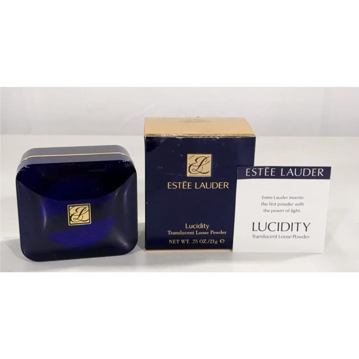 Estee Lauder Lucidity Translucent Loose Powder Light Medium 02 .75oz 21g Box