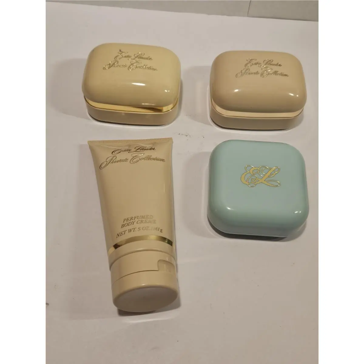 Estee Lauder Private Collection Perfumed Lot Of 3 Bar Soap 4 Oz Box